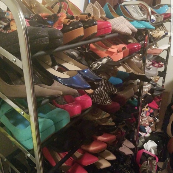 Women's heels to buy or trade. Plz read!! - Picture 4 of 8